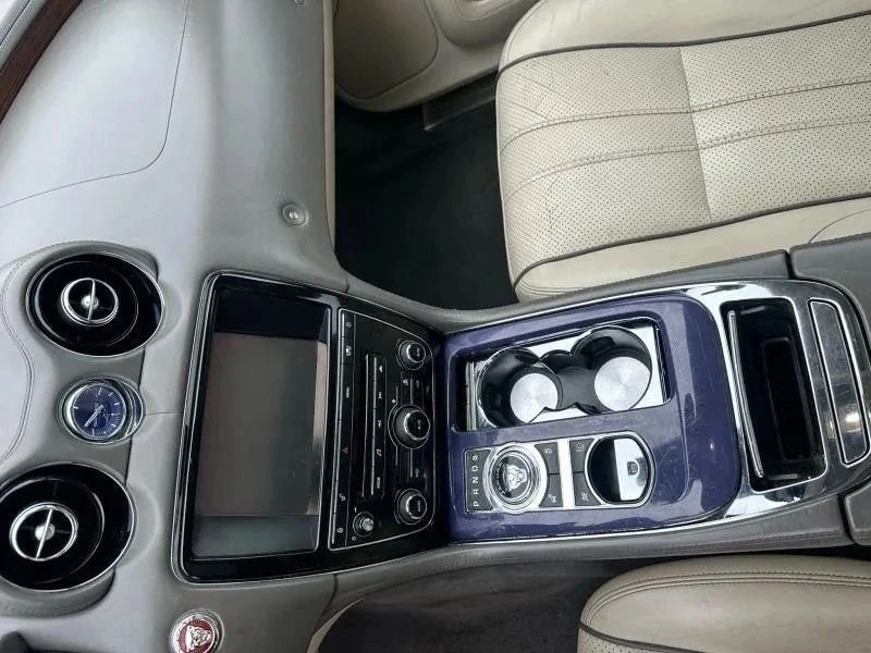 2011 Jaguar X351 XJ - Image 19 of 20