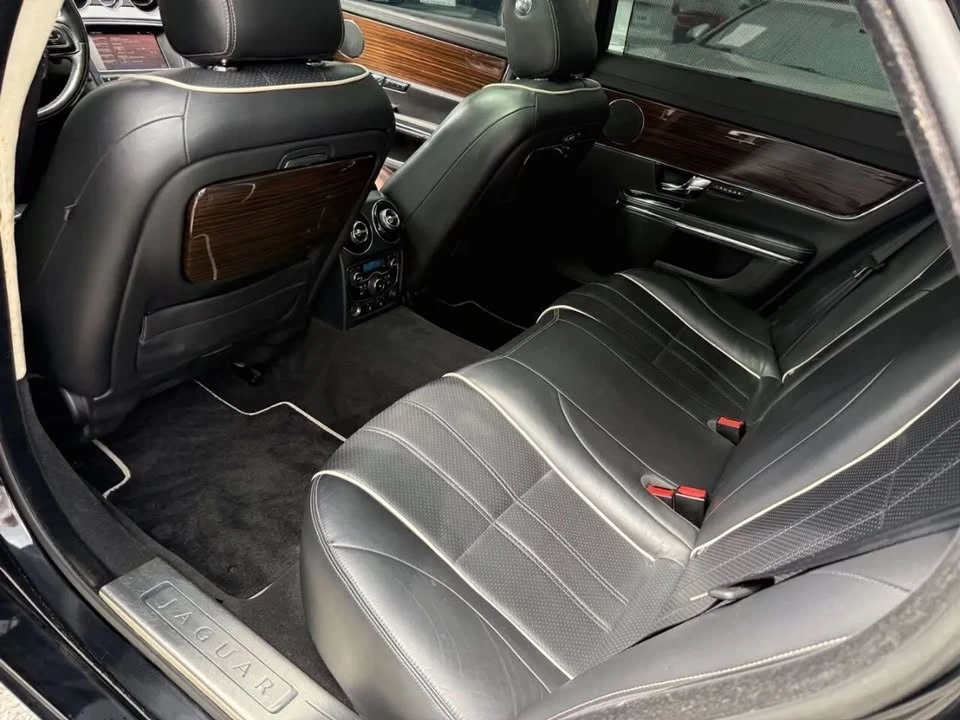 2011 Jaguar X351 XJ - Image 10 of 17