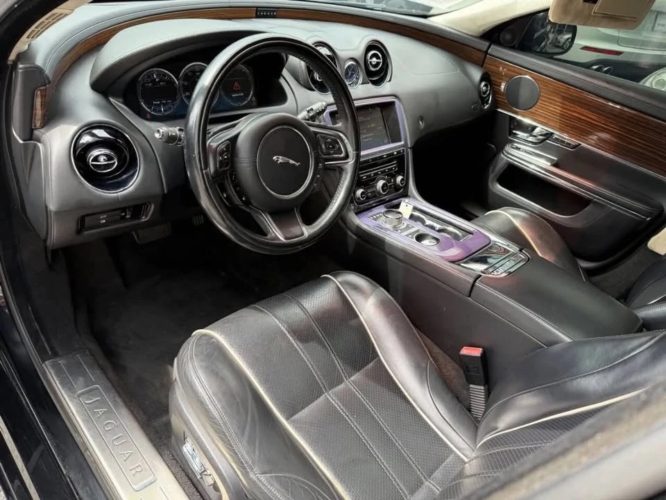 2011 Jaguar X351 XJ - Image 8 of 17