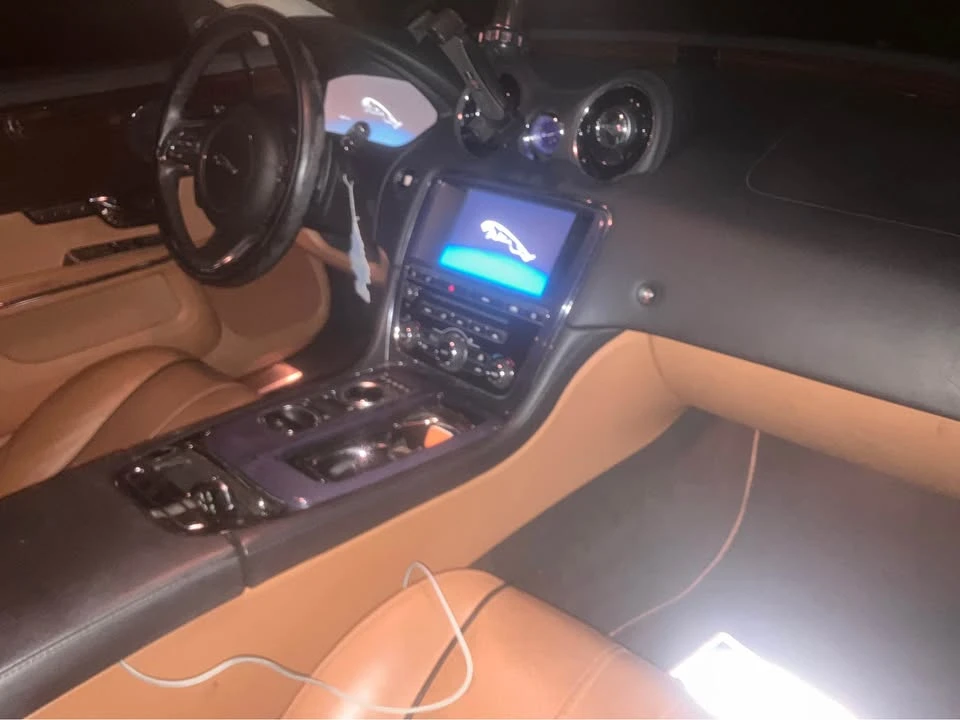 2011 Jaguar X351 XJ - Image 6 of 7