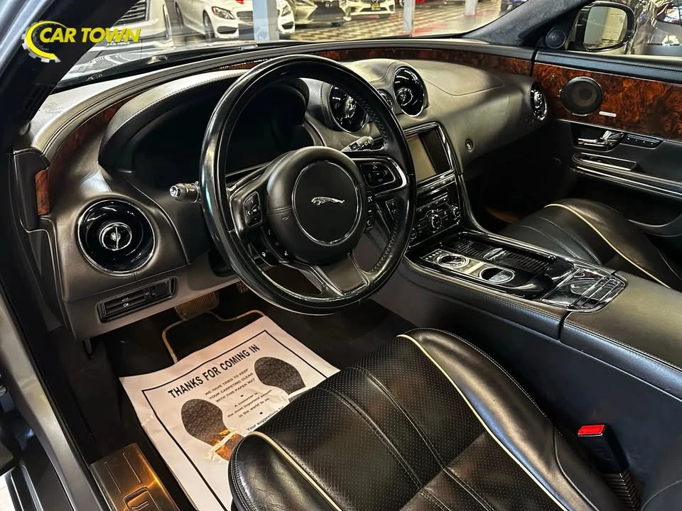 2011 Jaguar X351 XJ - Image 16 of 20