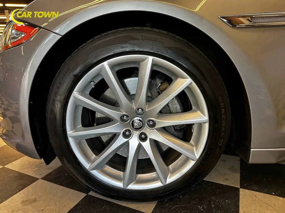2011 Jaguar X351 XJ - Image 15 of 20