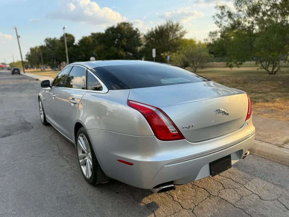 2011 Jaguar X351 XJ - Image 10 of 10