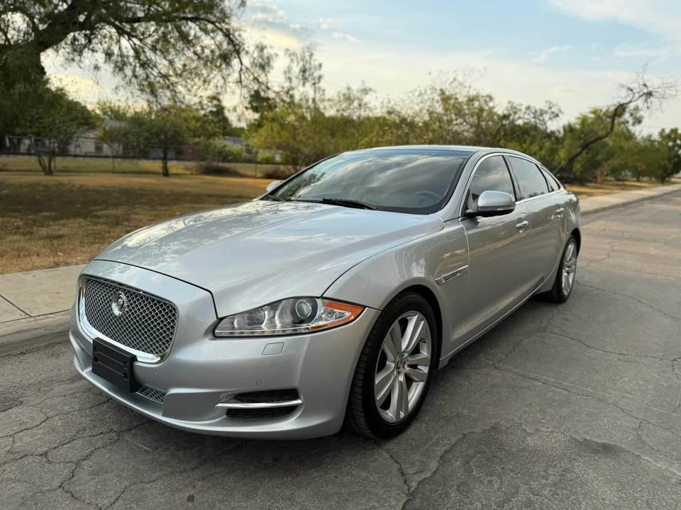 2011 Jaguar X351 XJ - Image 8 of 10