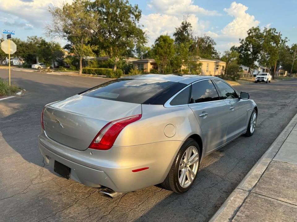 2011 Jaguar X351 XJ - Image 5 of 10