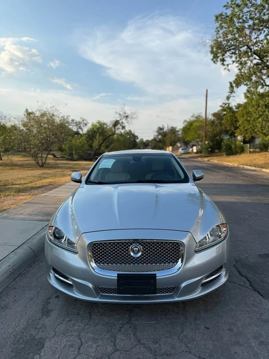 2011 Jaguar X351 XJ - Image 4 of 10