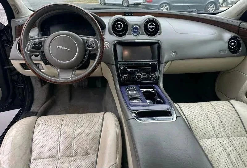 2011 Jaguar X351 XJ - Image 18 of 20