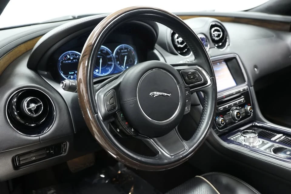 2011 Jaguar X351 XJ - Image 18 of 20