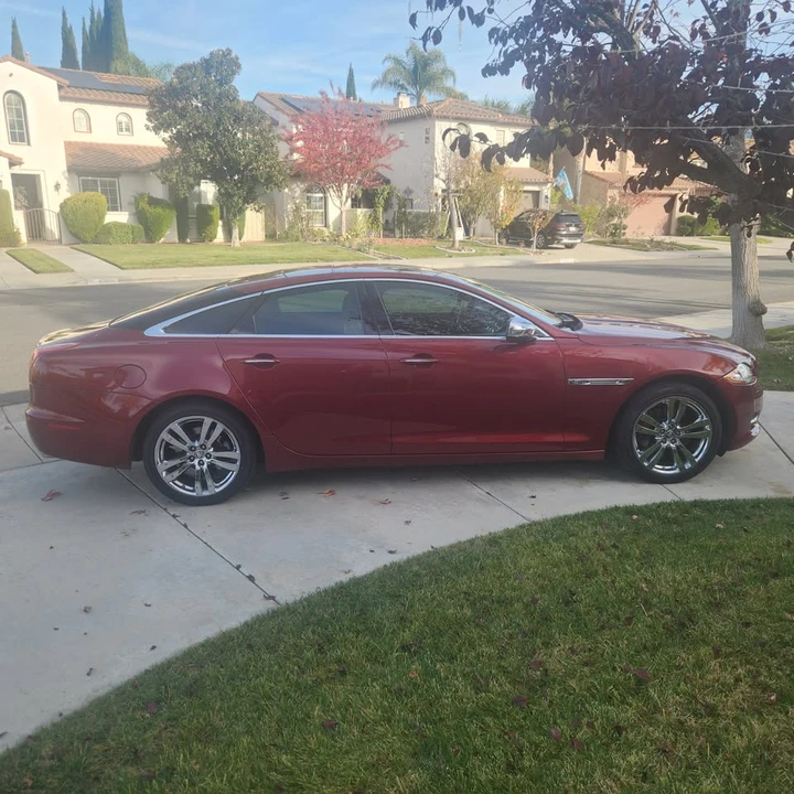2011 Jaguar X351 XJ - Image 2 of 6