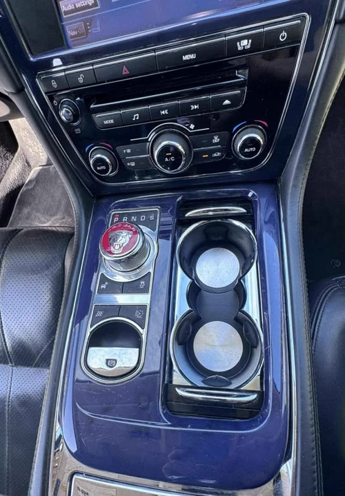 2011 Jaguar X351 XJ - Image 11 of 13