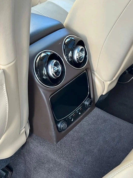 2011 Jaguar X351 XJ - Image 5 of 11