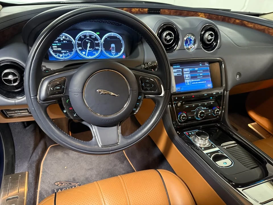 2011 Jaguar X351 XJ - Image 12 of 20
