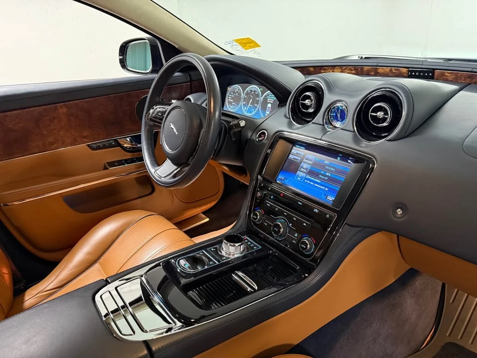 2011 Jaguar X351 XJ - Image 17 of 20