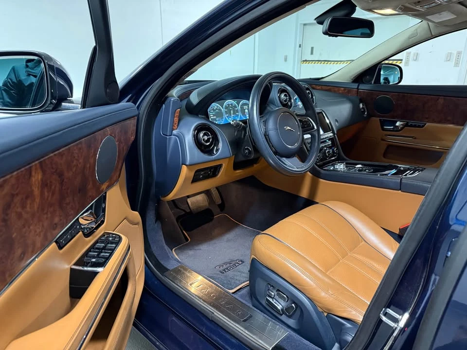 2011 Jaguar X351 XJ - Image 11 of 20