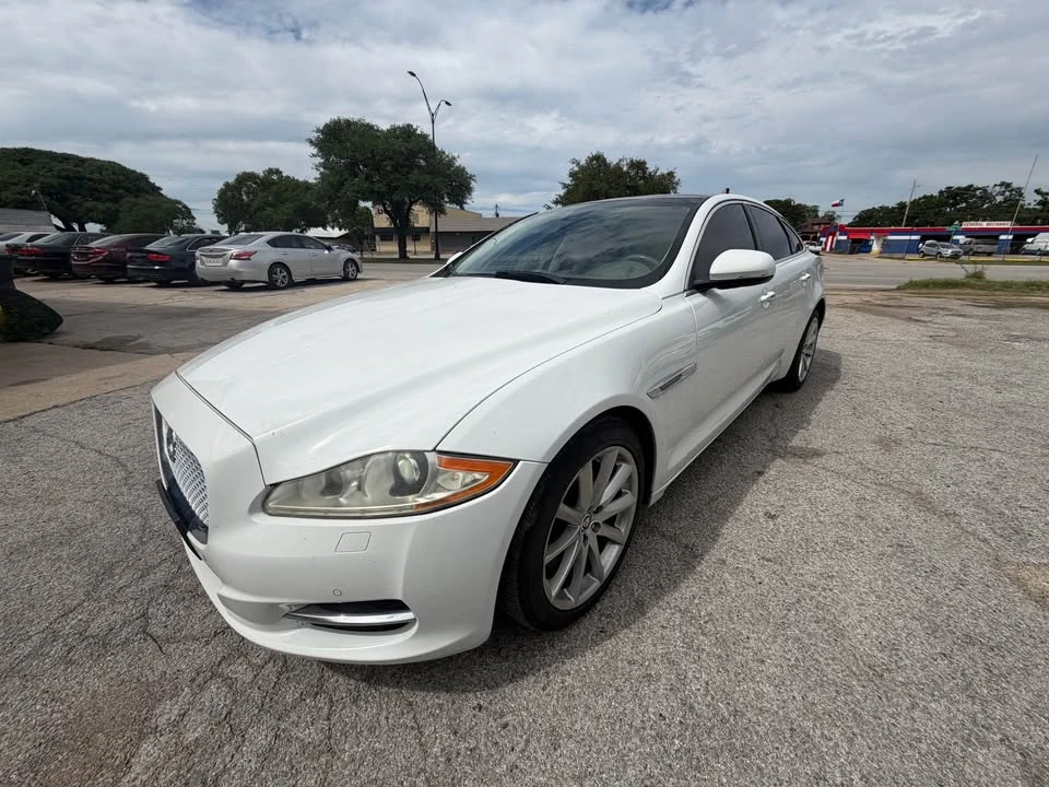 2011 Jaguar X351 XJ - Image 4 of 13