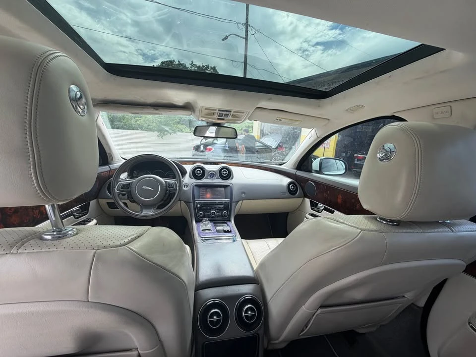 2011 Jaguar X351 XJ - Image 9 of 13