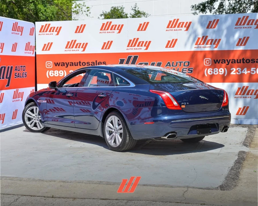 2011 Jaguar X351 XJ - Image 2 of 14