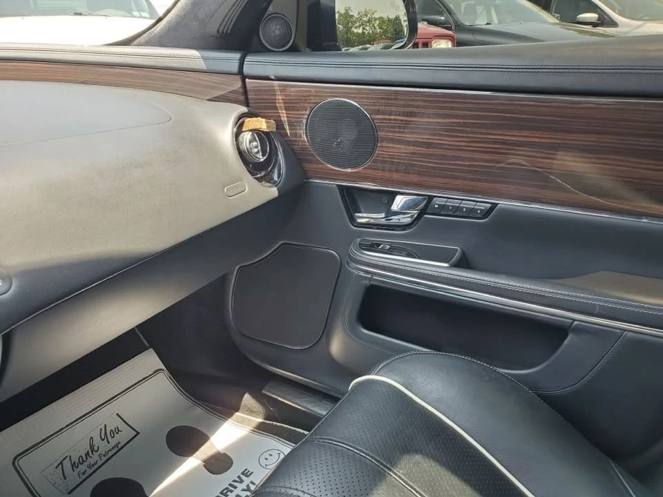 2011 Jaguar X351 XJ - Image 14 of 18