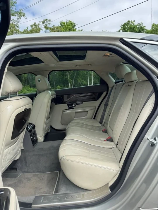 2011 Jaguar X351 XJ - Image 17 of 20