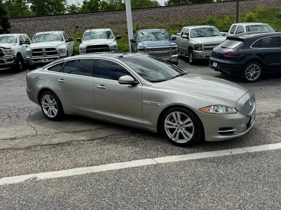 2011 Jaguar X351 XJ - Image 11 of 20