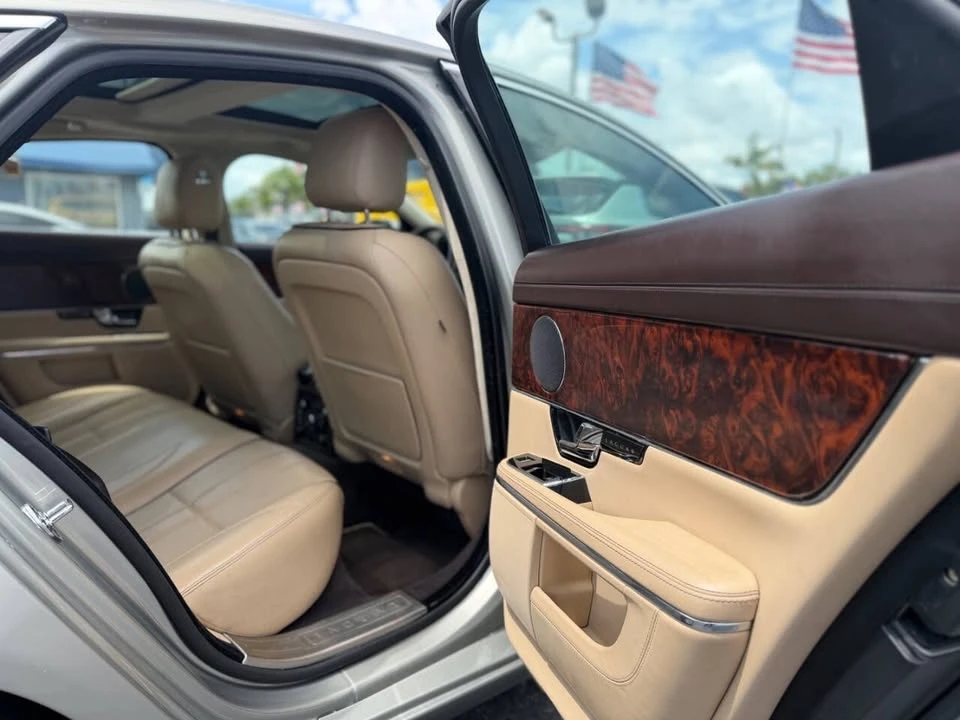 2011 Jaguar X351 XJ - Image 18 of 18