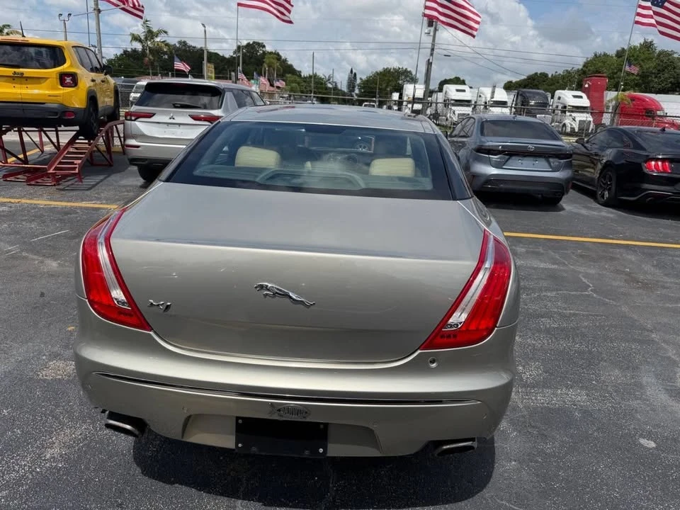 2011 Jaguar X351 XJ - Image 3 of 18