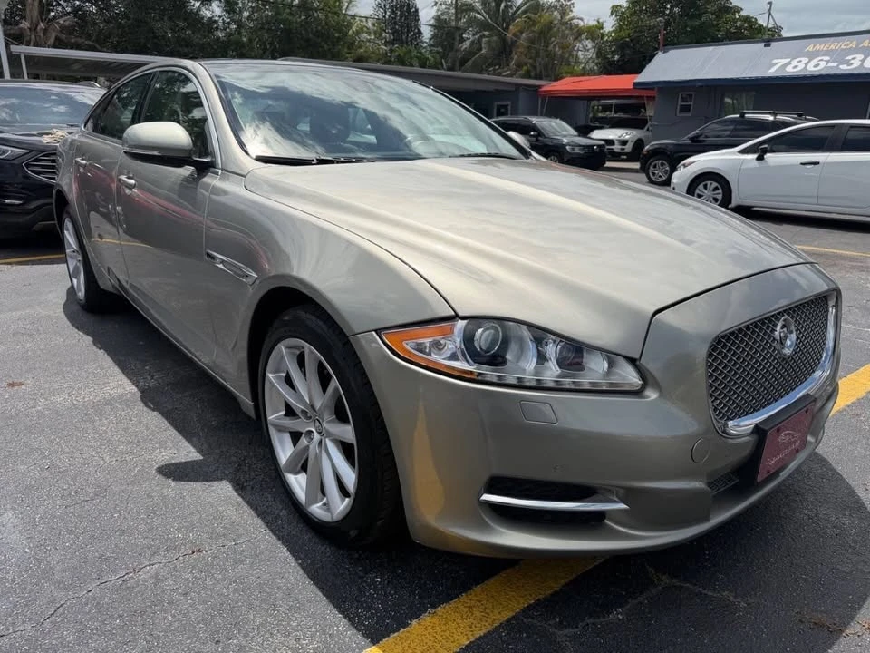 2011 Jaguar X351 XJ - Image 5 of 18