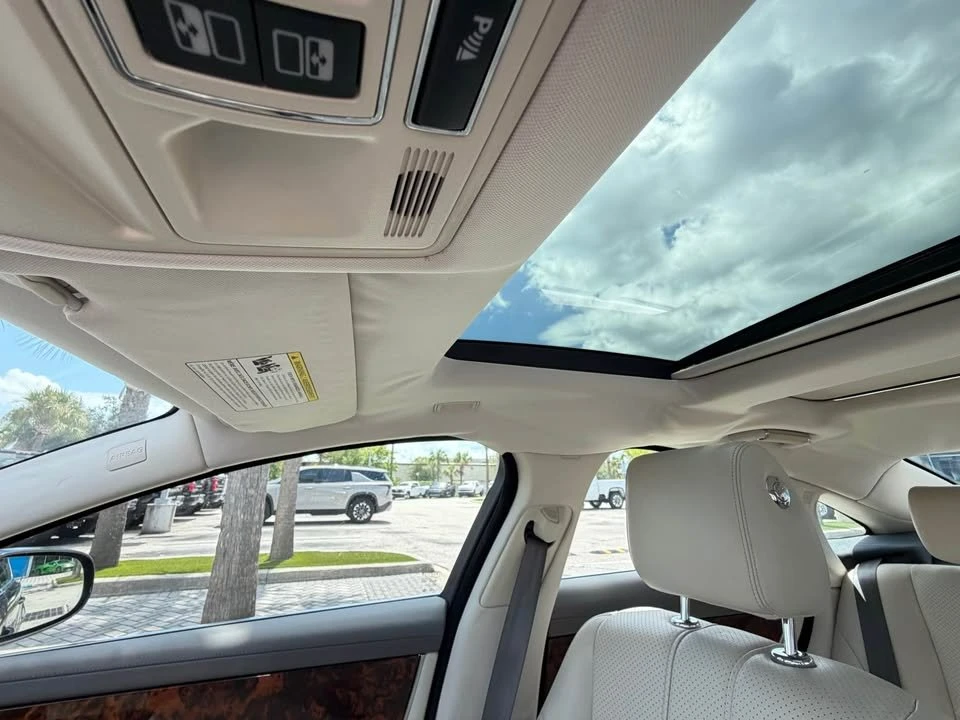 2011 Jaguar X351 XJ - Image 4 of 4