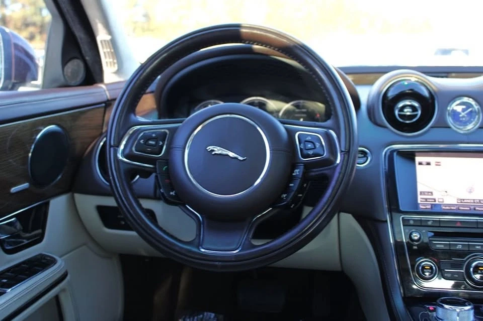 2011 Jaguar X351 XJ - Image 13 of 20