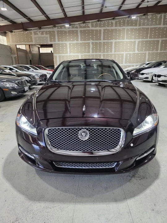 2011 Jaguar X351 XJ - Image 3 of 20