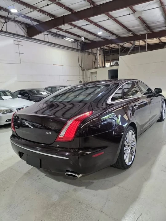 2011 Jaguar X351 XJ - Image 6 of 20
