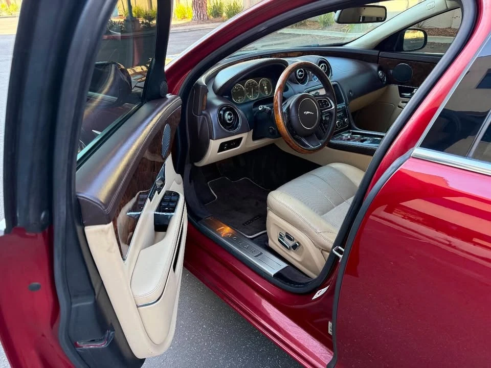 2011 Jaguar X351 XJ - Image 9 of 20