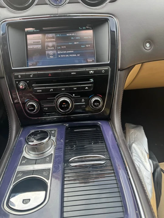 2011 Jaguar X351 XJ - Image 9 of 16
