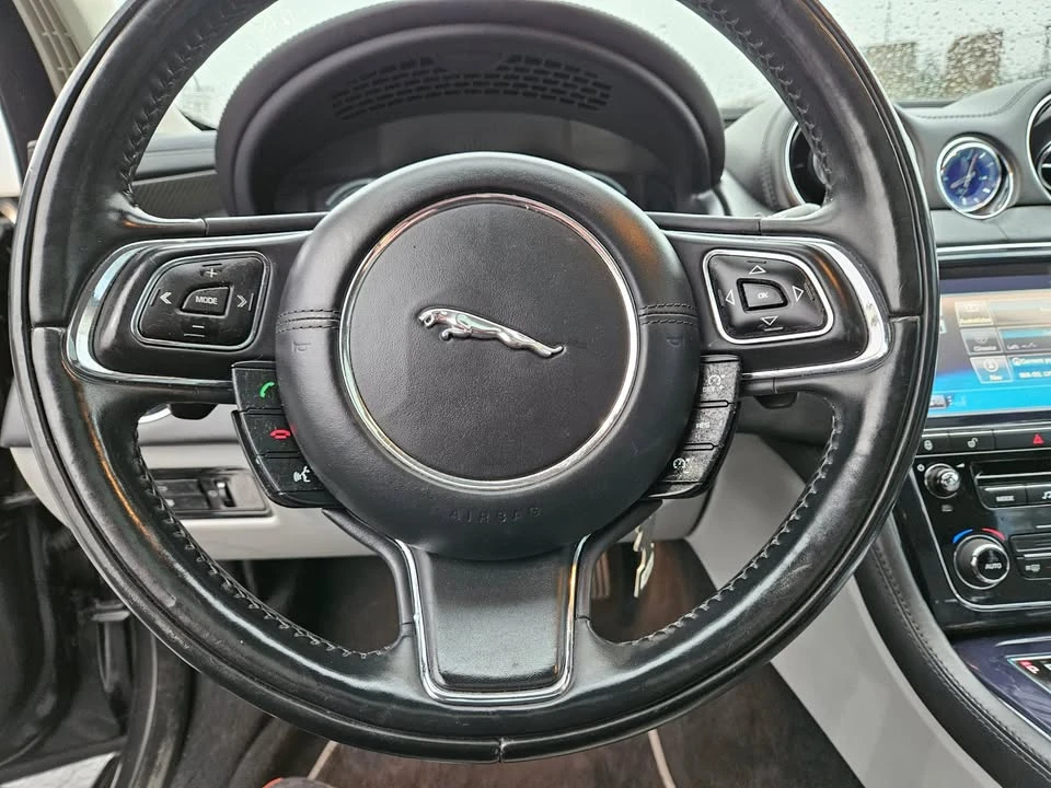 2011 Jaguar X351 XJ - Image 17 of 20