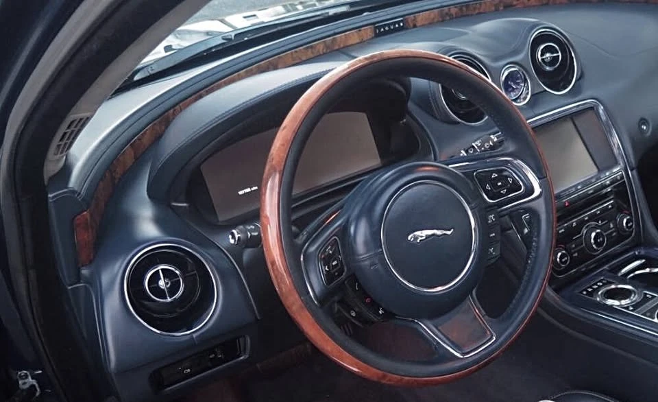 2011 Jaguar X351 XJ - Image 7 of 20