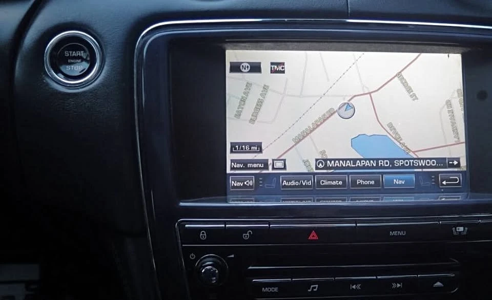 2011 Jaguar X351 XJ - Image 10 of 20