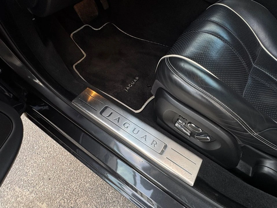 2011 Jaguar X351 XJ - Image 19 of 20