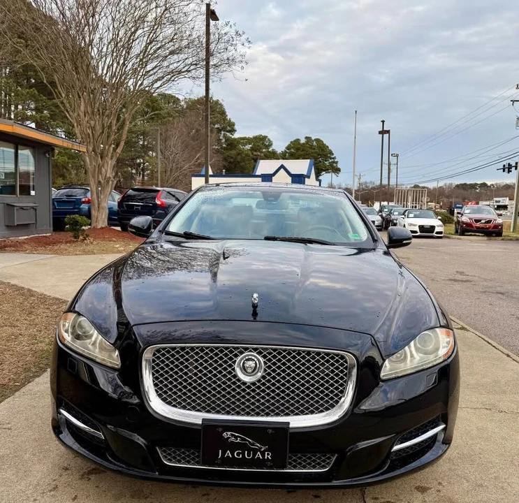 2011 Jaguar X351 XJ - Image 2 of 20