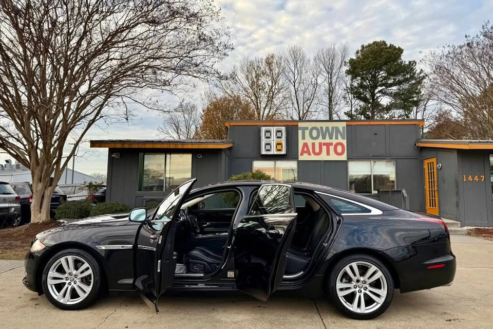 2011 Jaguar X351 XJ - Image 10 of 20