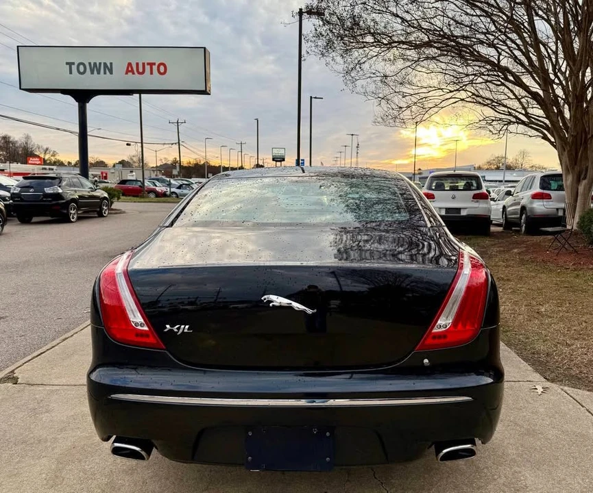 2011 Jaguar X351 XJ - Image 6 of 20
