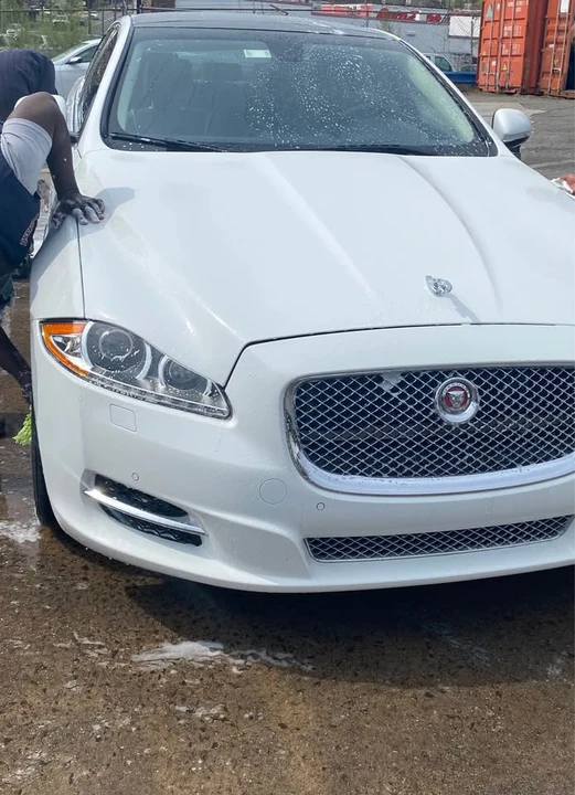 2011 Jaguar X351 XJ - Image 6 of 6