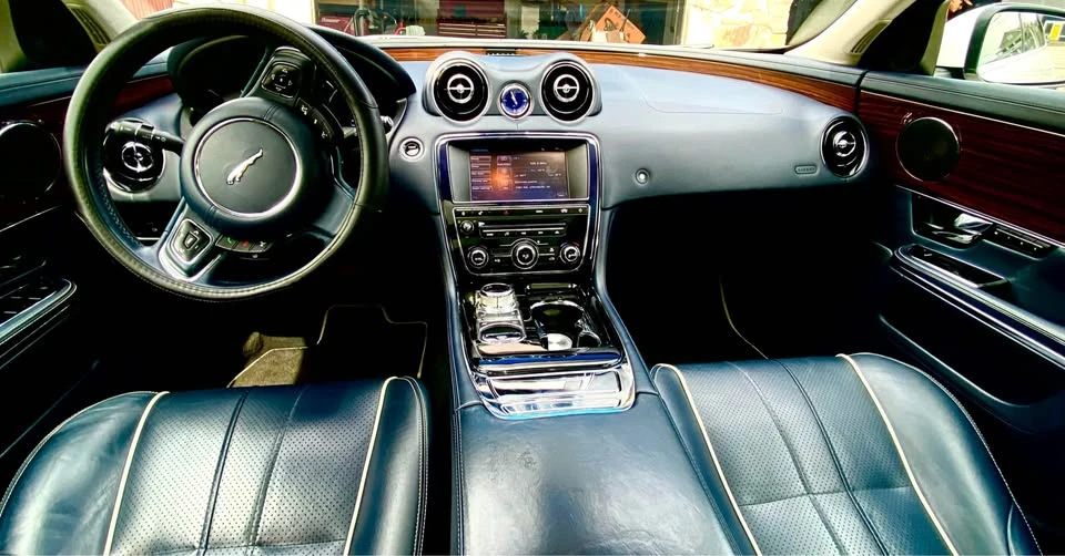 2011 Jaguar X351 XJ - Image 3 of 6