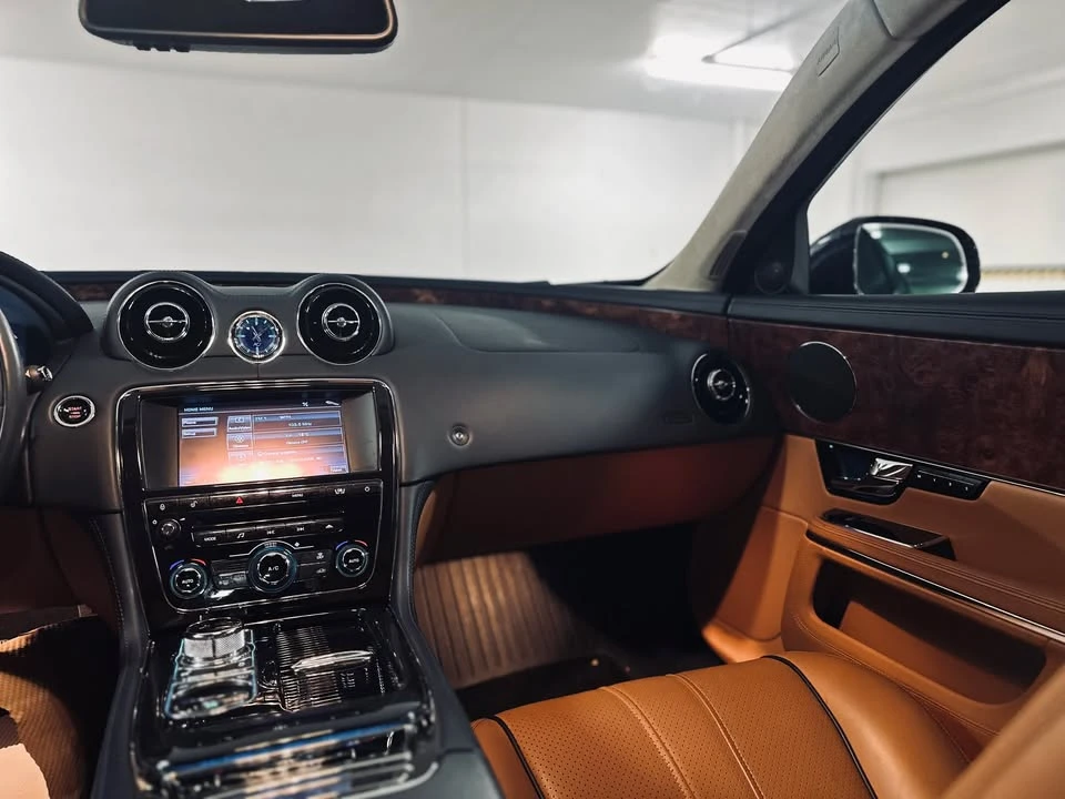 2011 Jaguar X351 XJ - Image 10 of 19