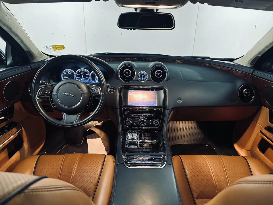 2011 Jaguar X351 XJ - Image 4 of 19