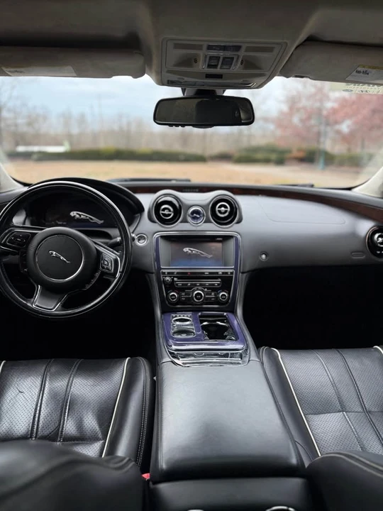 2011 Jaguar X351 XJ - Image 13 of 13