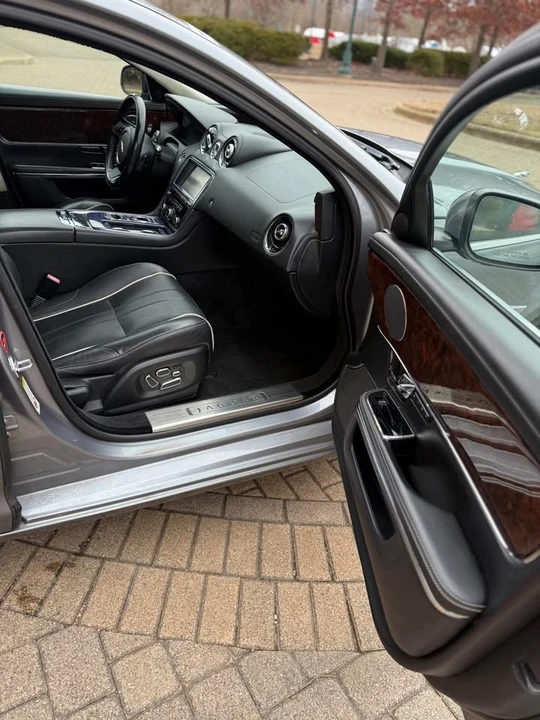 2011 Jaguar X351 XJ - Image 11 of 13