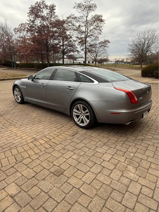 2011 Jaguar X351 XJ - Image 2 of 13