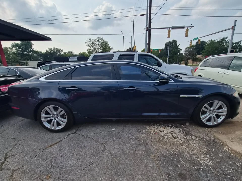 2011 Jaguar X351 XJ - Image 6 of 11