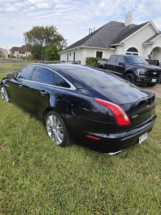 2011 Jaguar X351 XJ - Image 4 of 18
