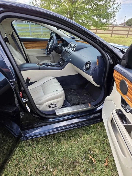 2011 Jaguar X351 XJ - Image 10 of 18